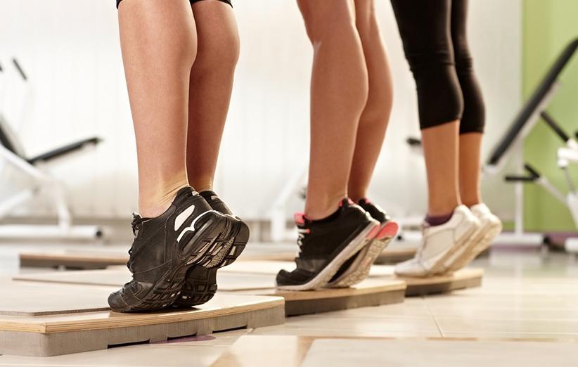 3 روش برای لاغر کردن ران و ساق پا با ورزش و تغذیه