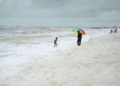 آلودگی سواحل هند با کف های سفید سمی