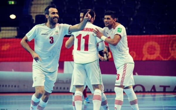 پیروزی تیم ملی فوتسال ایران مقابل آمریکا در نیمه نخست