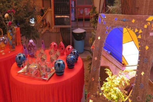 افتتاح نمایشگاه سفره هفت سین در خانه کرد سنندج