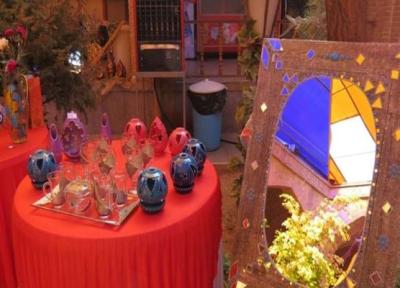افتتاح نمایشگاه سفره هفت سین در خانه کرد سنندج